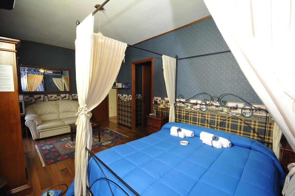 Portella Delle Fate Sora Room photo